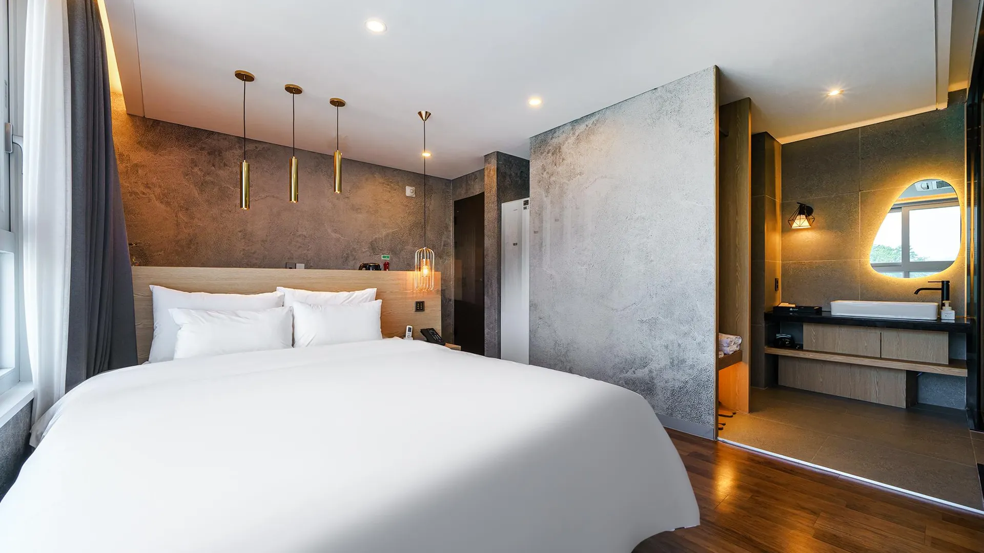 사천 사천 호텔 카카오 1성급 호텔 스위트룸