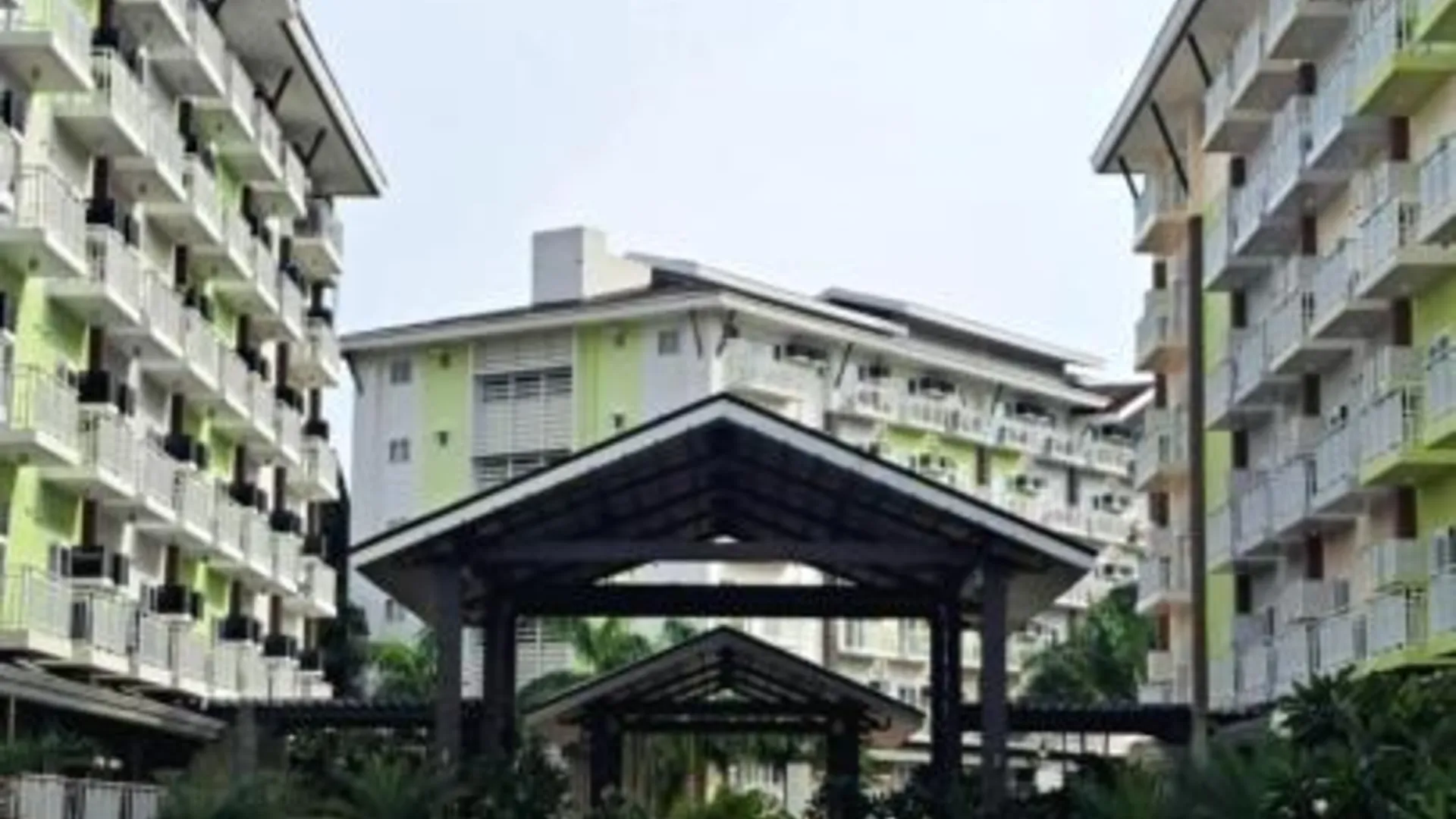 세부 Comfy condo unit 5mins from Mactan Airport+Netflix 4성급 싱글룸 로비