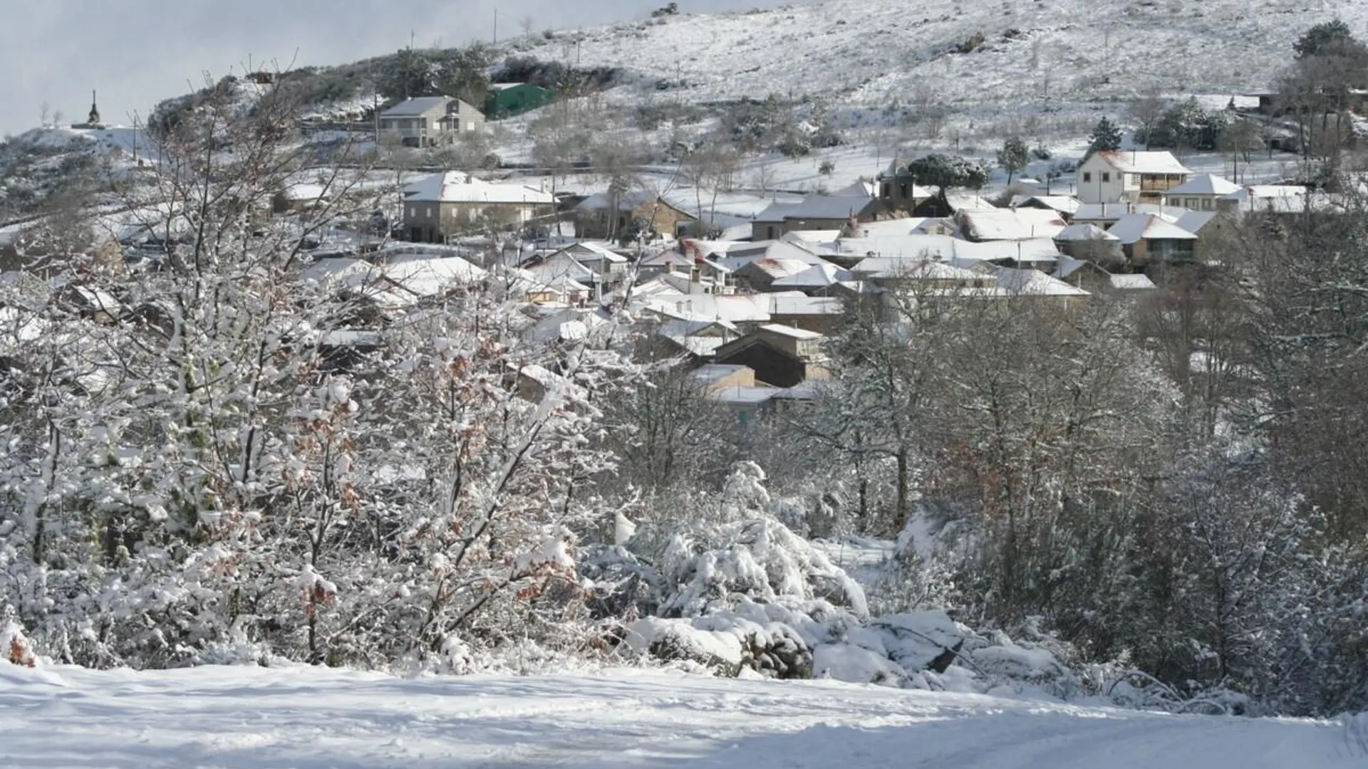 카스트로 데어 곤젠드의 프라이빗 하우스 (106m², 침실 2개, 프라이빗 욕실 2개) 4성급 게스트하우스 수영장