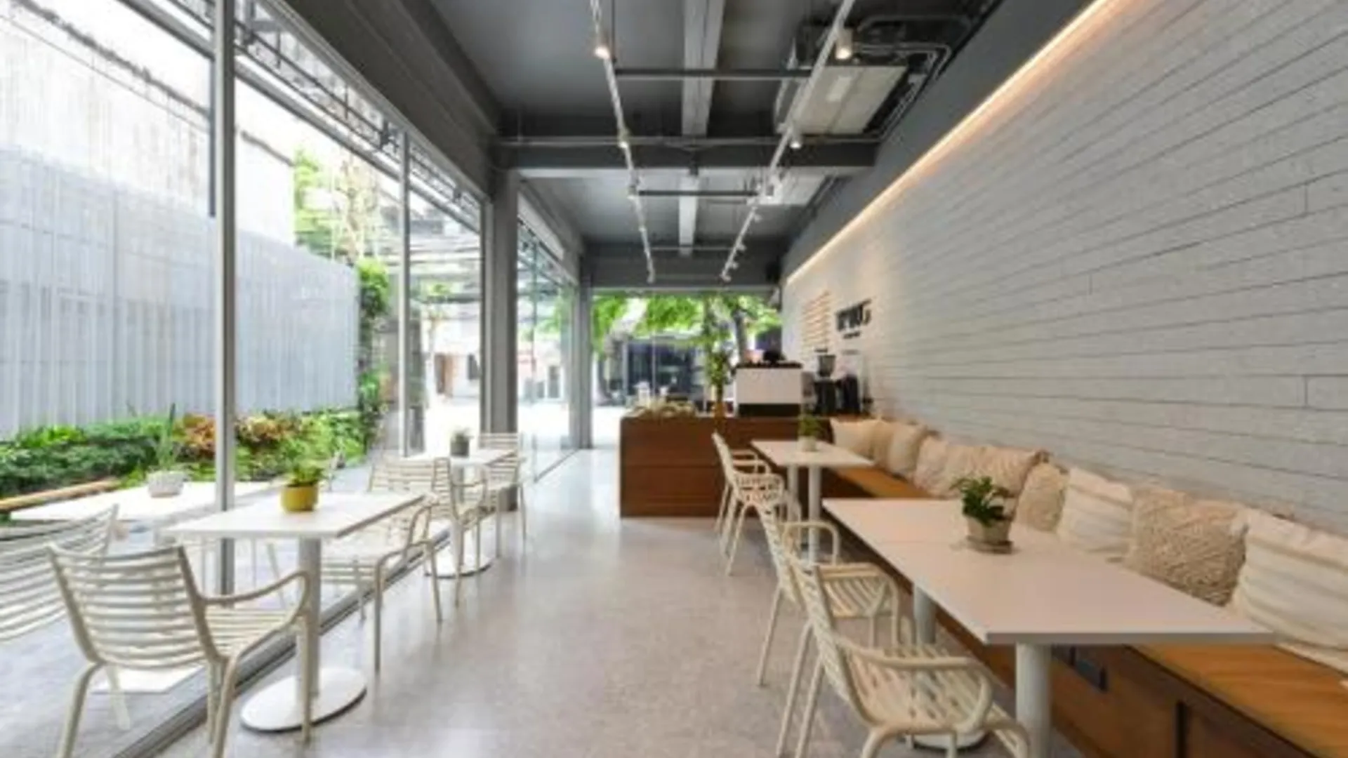 방콕 티앙 캡슐 3성급 호텔 수영장