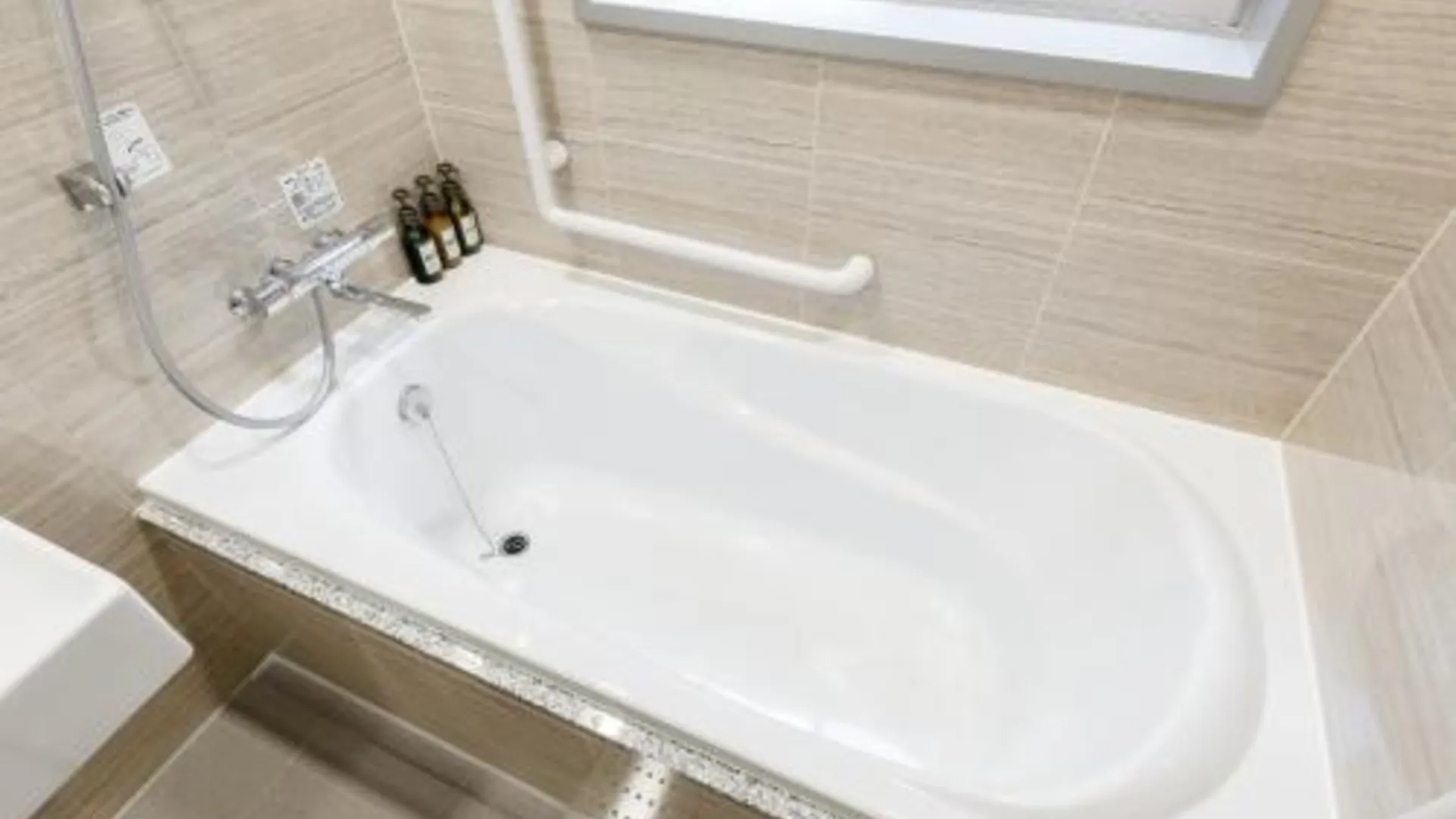 교토 엠스 호텔 교토 스테이션 가스가 3성급 호텔 수영장