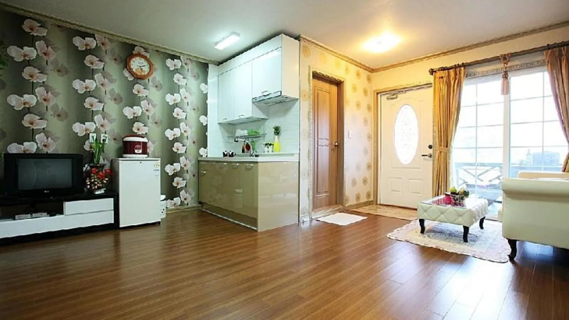 가평 가평 숲속의하루펜션 2성급 게스트하우스 스위트룸