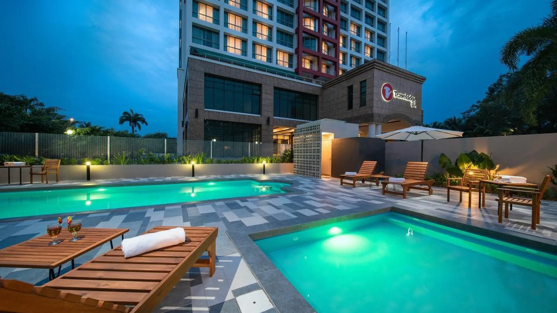 이포 트래블로지 이포 4성급 호텔 객실