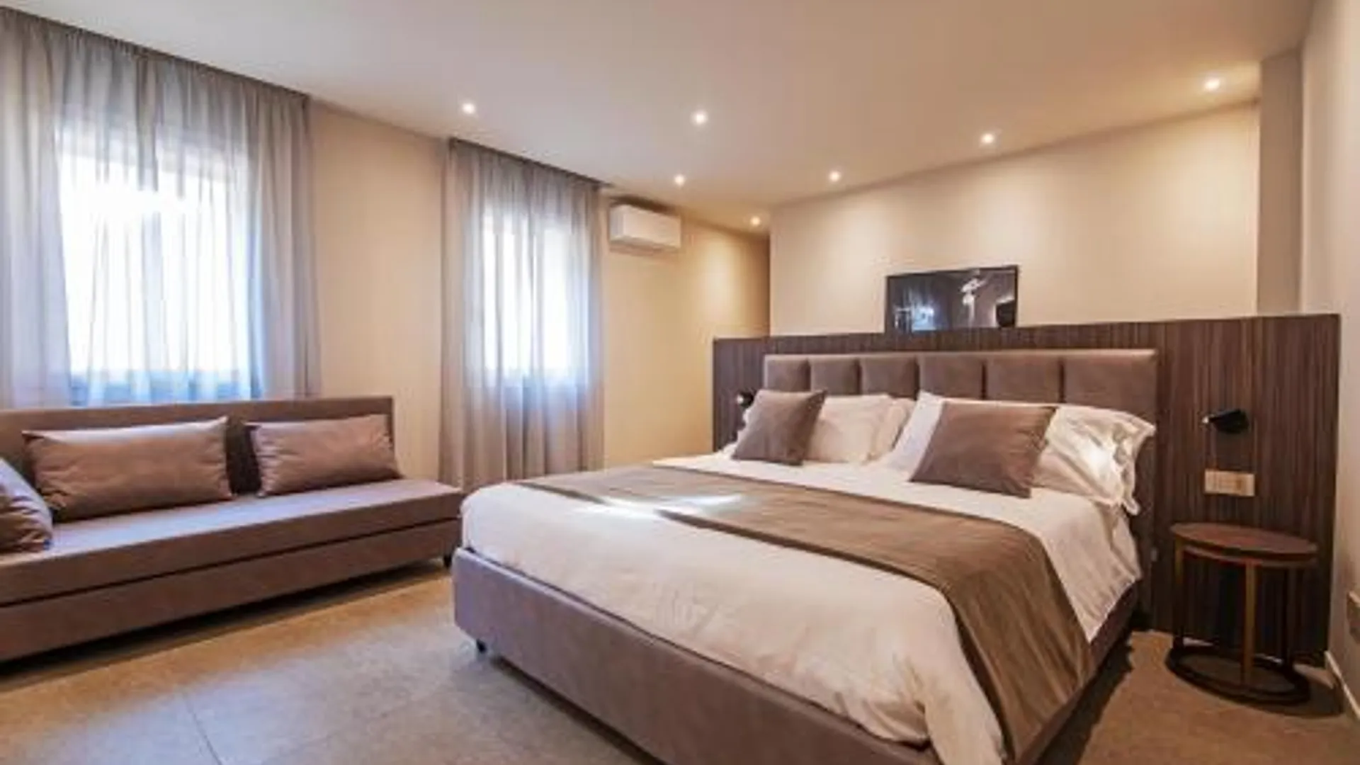 모데나 Modena Relax Luxury Rent Rooms 4성급 호텔 객실