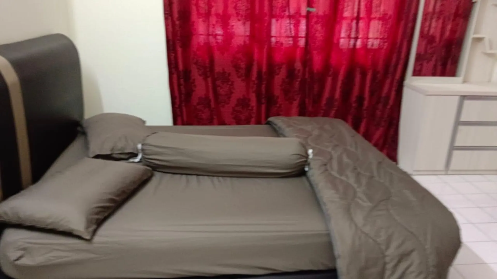 타이핑 카문팅의 프라이빗 하우스 (2500m², 침실 3개, 프라이빗 욕실 2개) 4성급 게스트하우스 객실