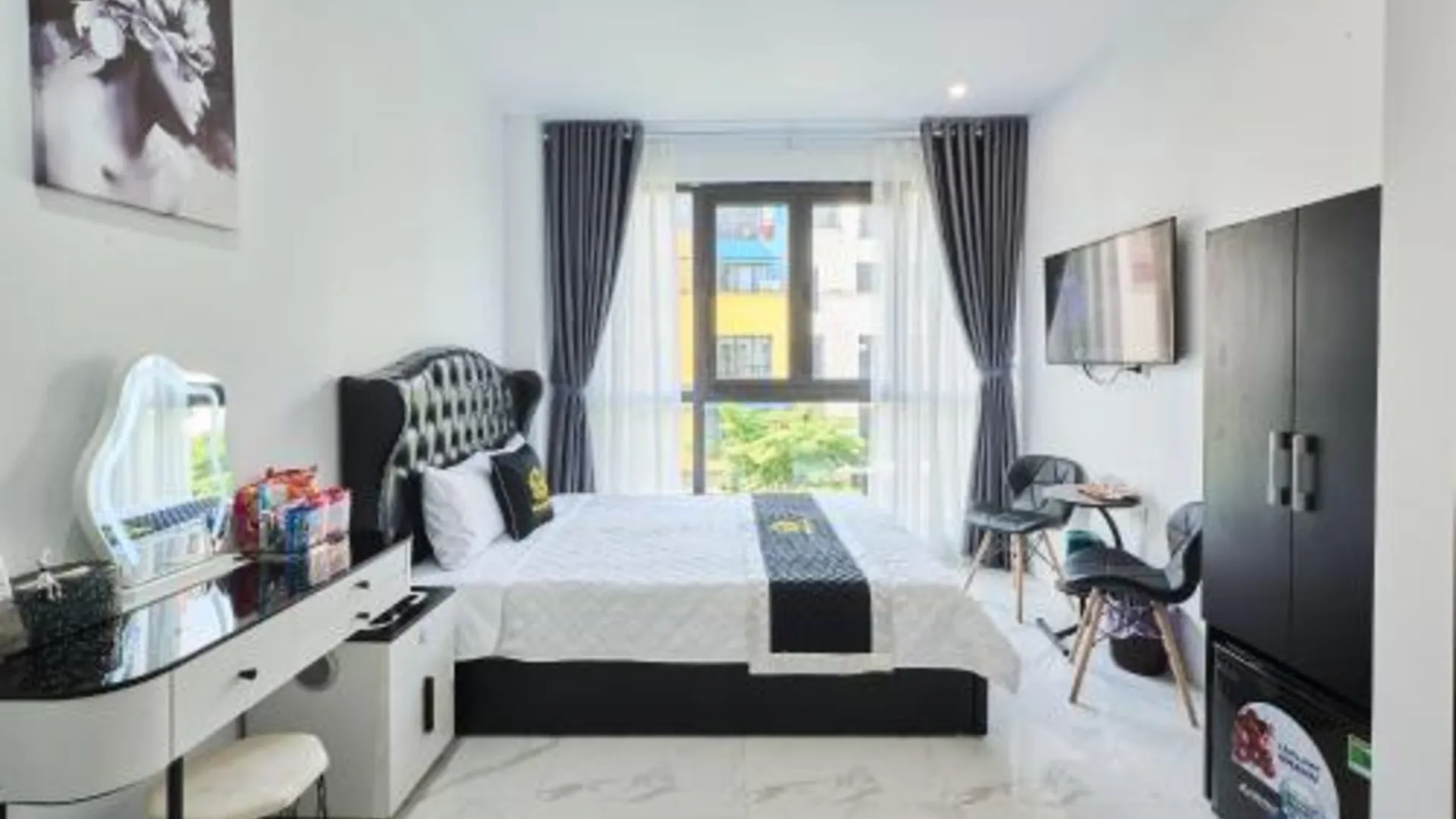 하노이 헤라 호텔앤아파트먼트 3성급 호텔 스위트룸