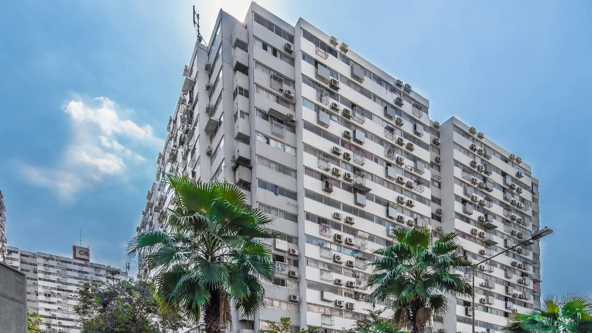 방콕 스마트 레지던스 @ 무엉통타니 2성급 호텔 수영장