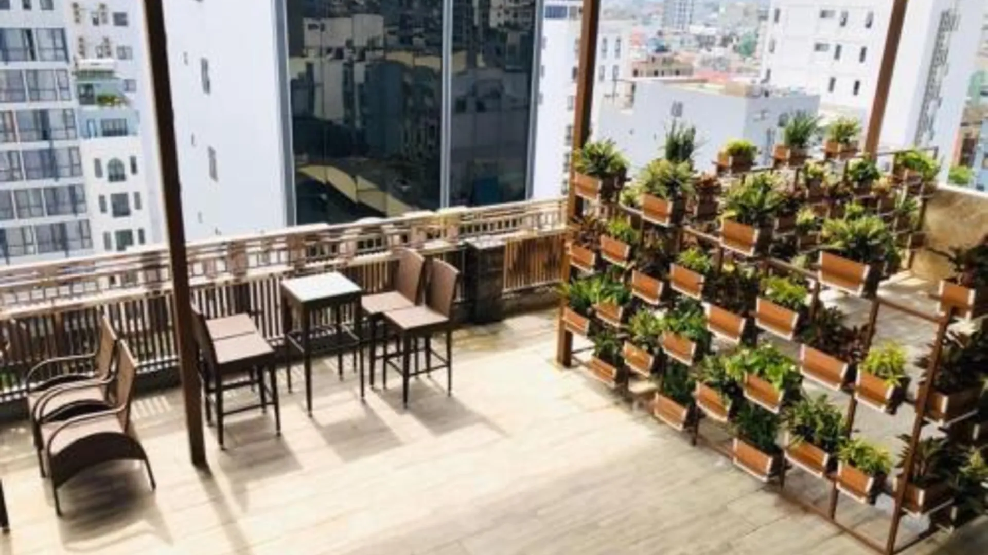 다낭 모나리자 아파트먼트 5성급 호텔 외관