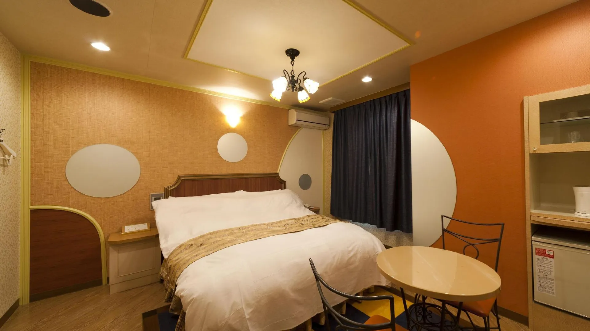 오사카 파인 아로마 도톤보리 - 성인 전용 3성급 호텔 레스토랑