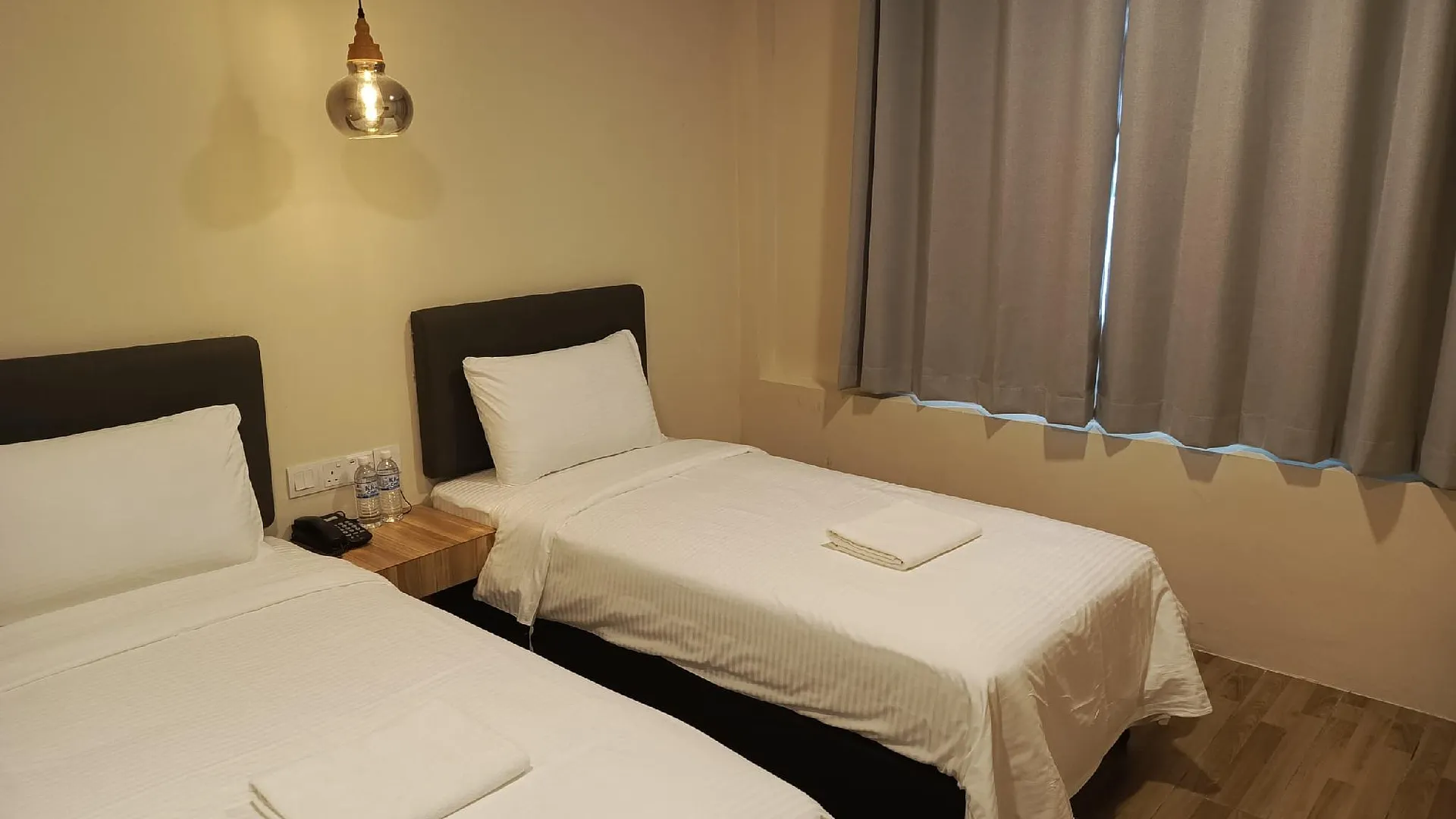 코타키나발루 체크인 5 4성급 호텔 스위트룸