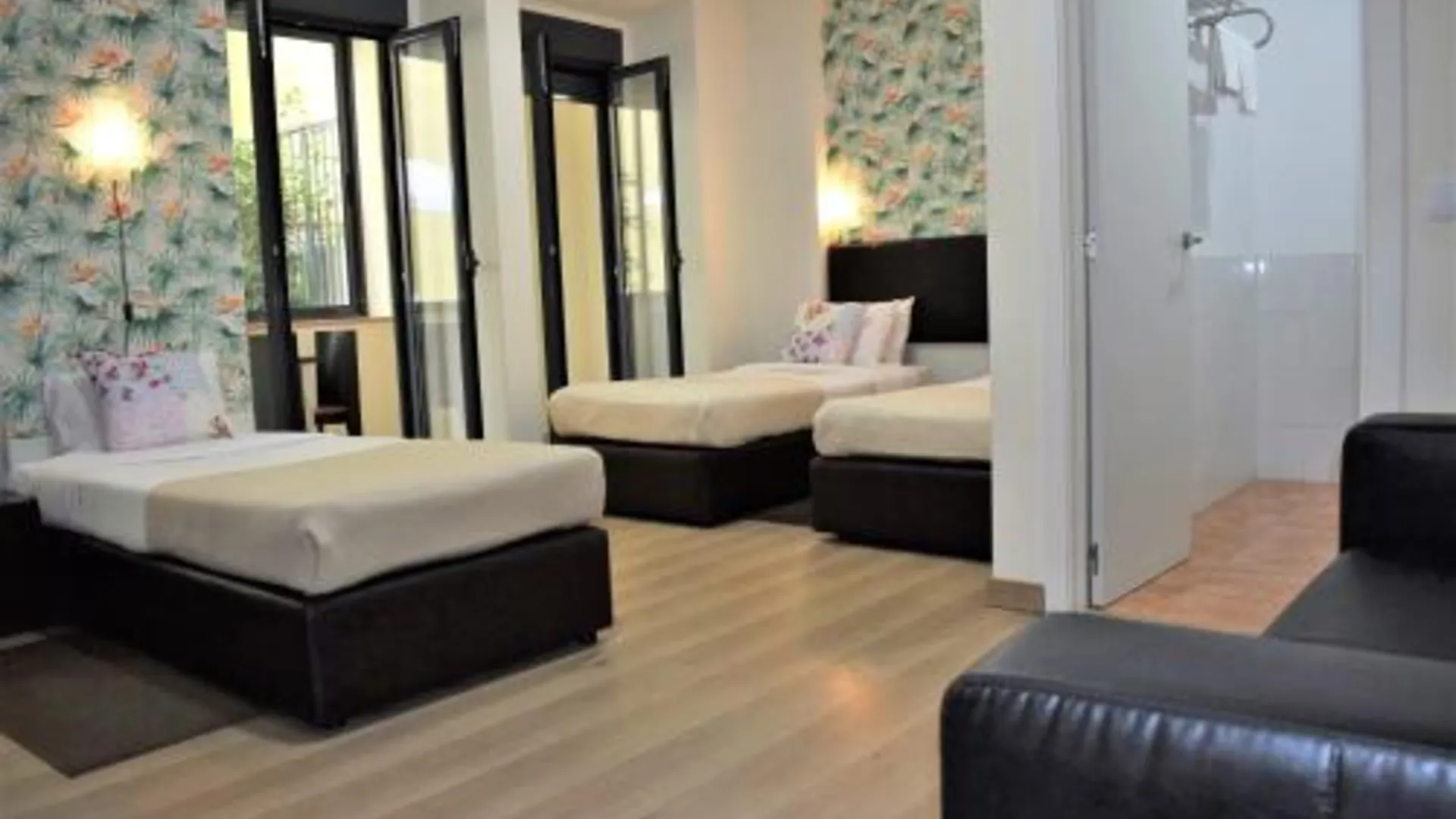 리스본 우니베르소 로만티코 3성급 호텔 스위트룸