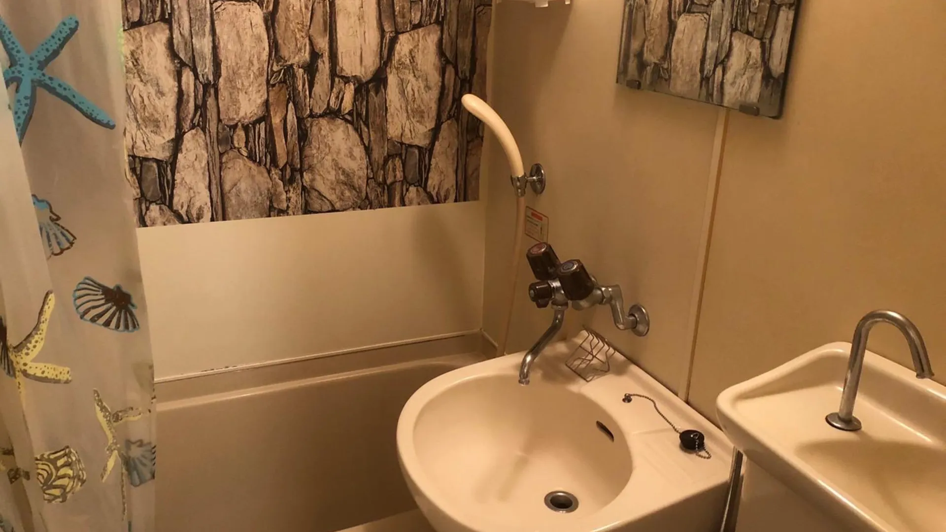 후쿠오카 게스트 하우스 젠 하카타 305 2성급 게스트하우스 스위트룸