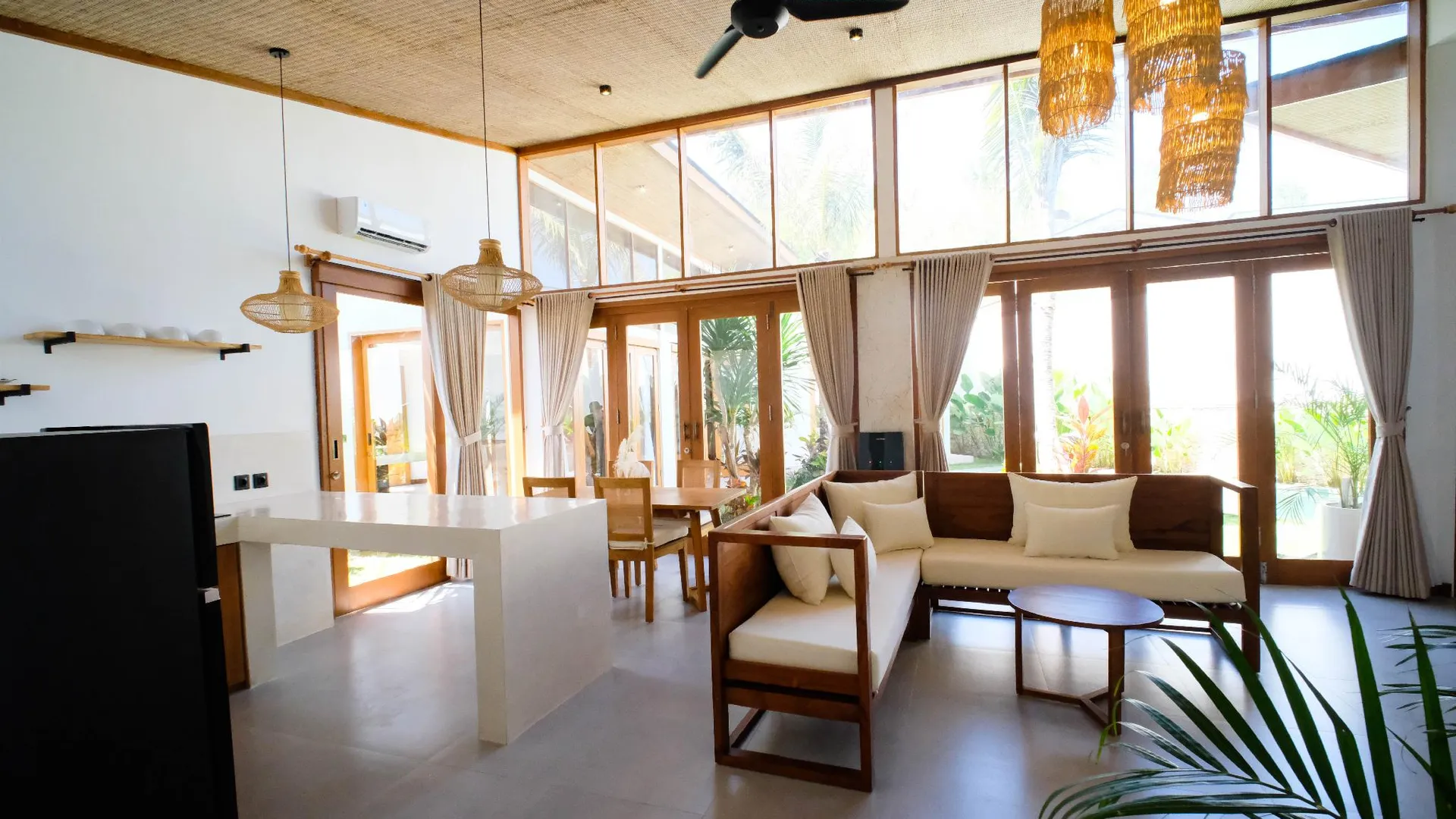 발리 마라비야 콤플렉스 5성급 게스트하우스 객실