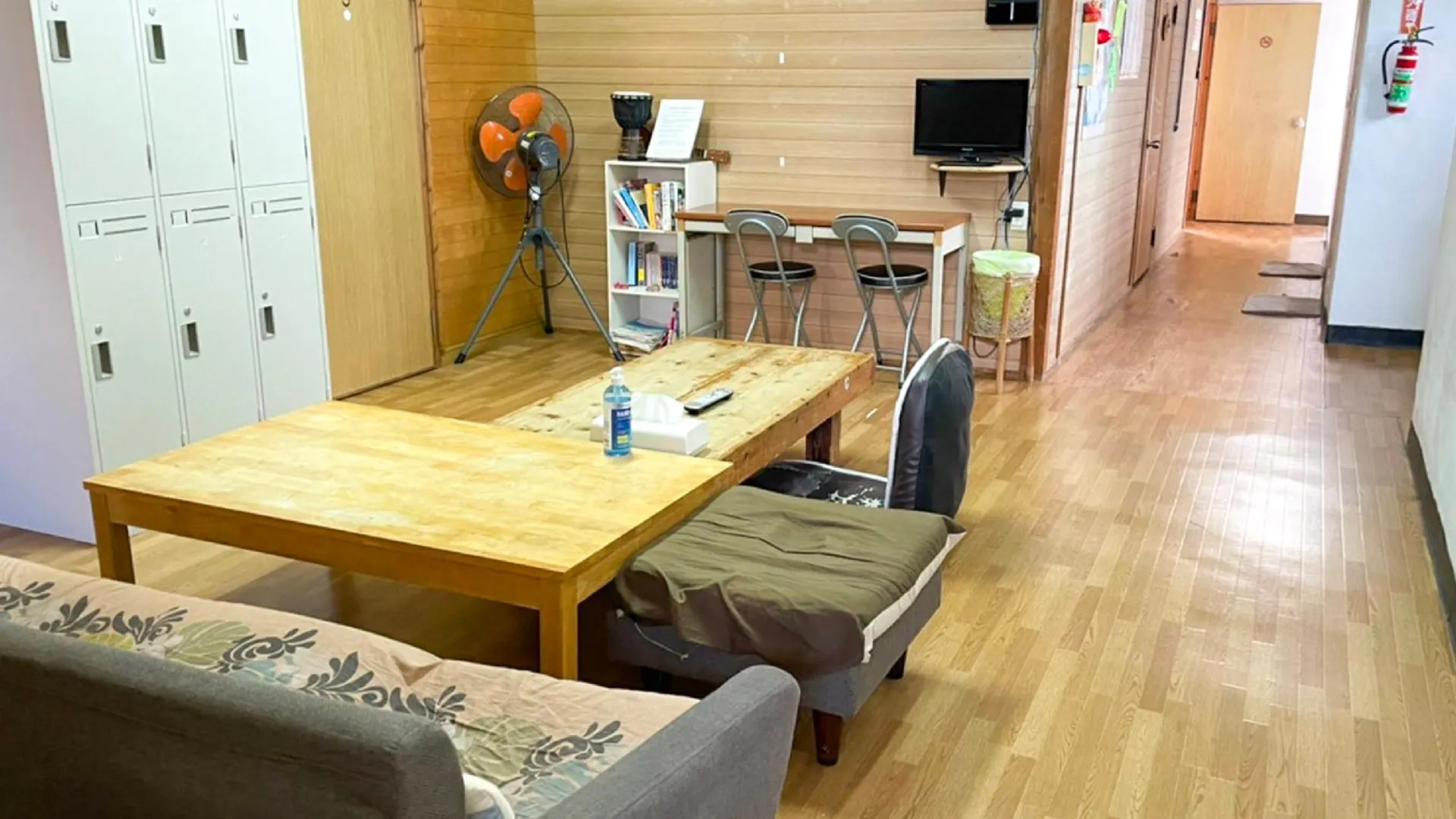 이시가키 게스트하우스 이믹스 1성급 호텔 로비