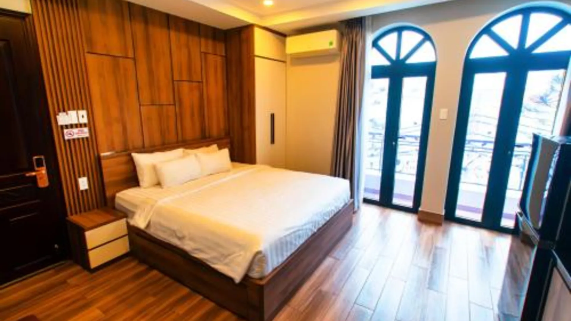 호치민 엠홈 4성급 호텔 스위트룸