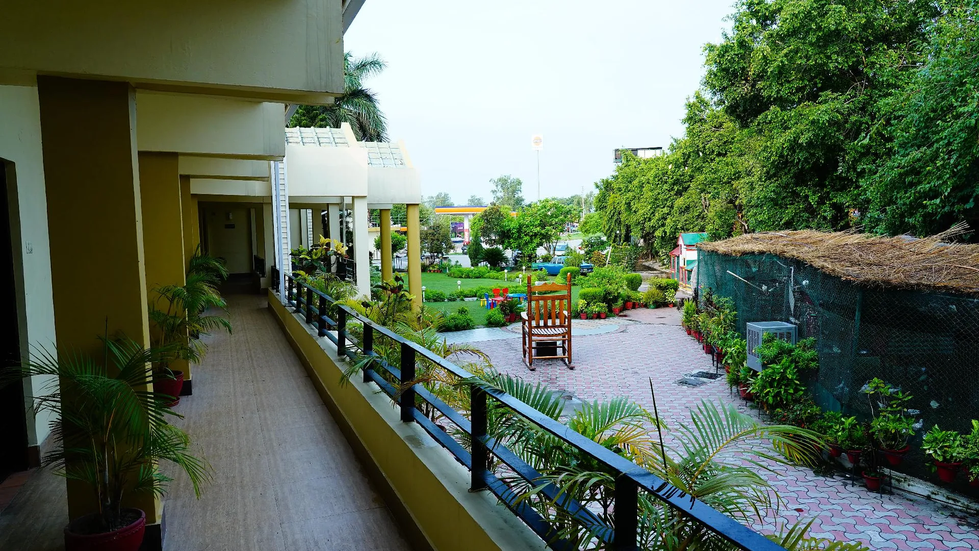 파탄코트 Comfort Inn Coral River 3성급 호텔 수영장