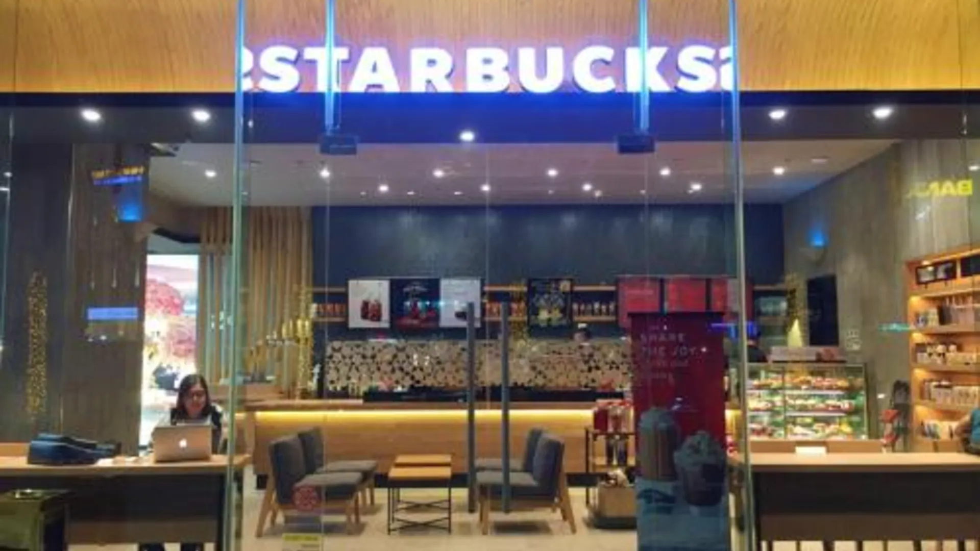 하노이 하이-홈 - 빈홈즈 메트로폴리스 4성급 게스트하우스 객실