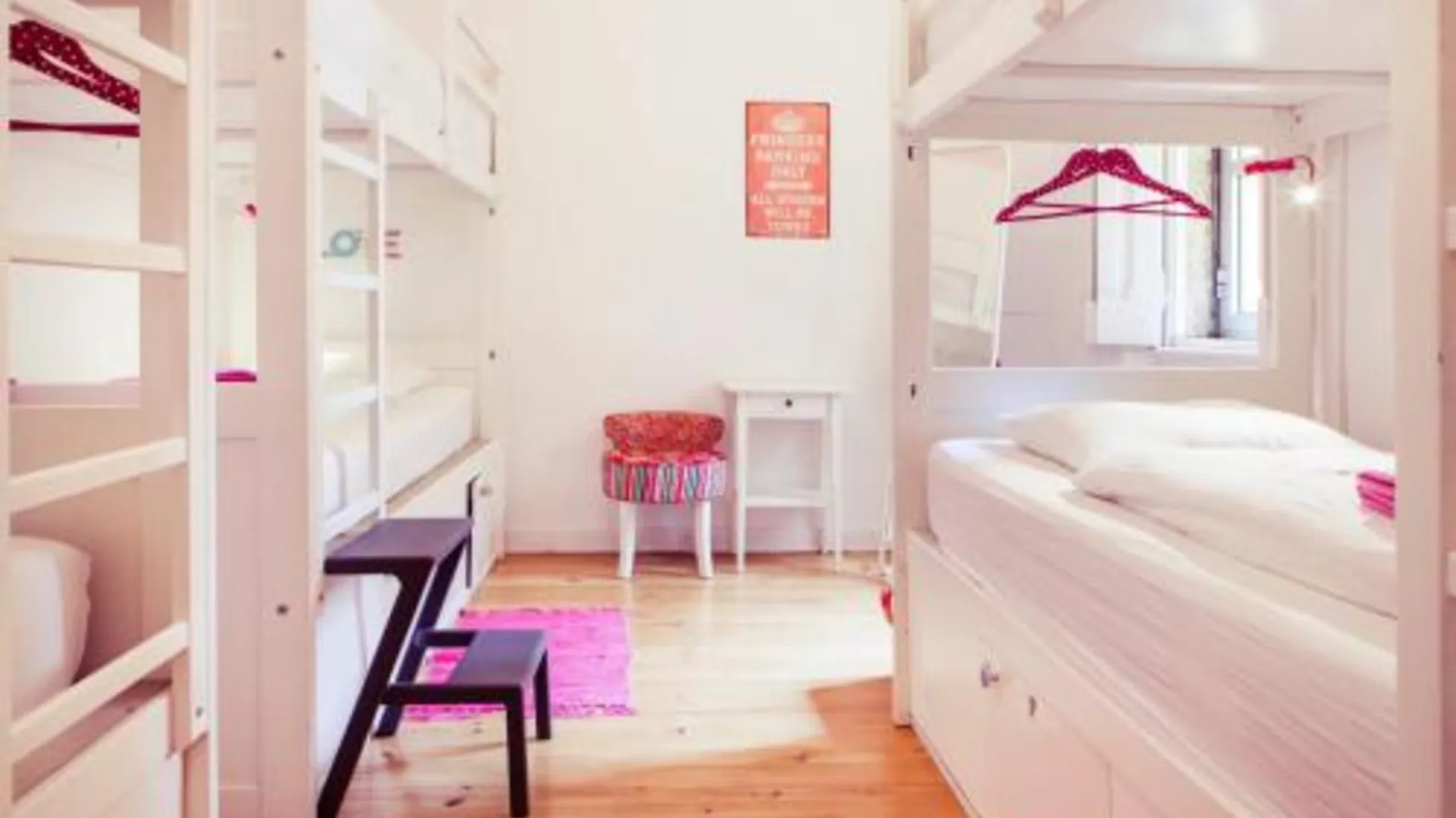 리스본 리스본 칠아웃 호스텔 2성급 호텔 스위트룸