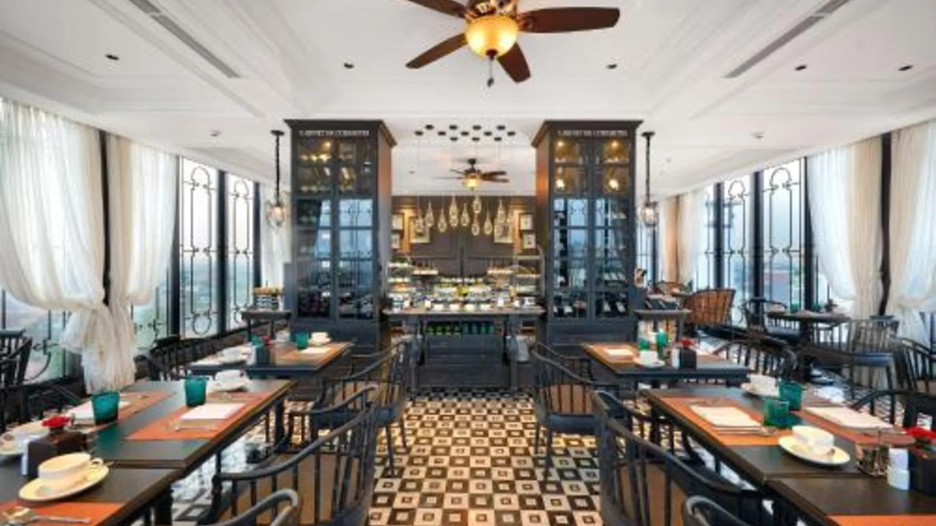 하노이 하노이 라 시에스타 프리미엄 항 베 4성급 호텔 스위트룸