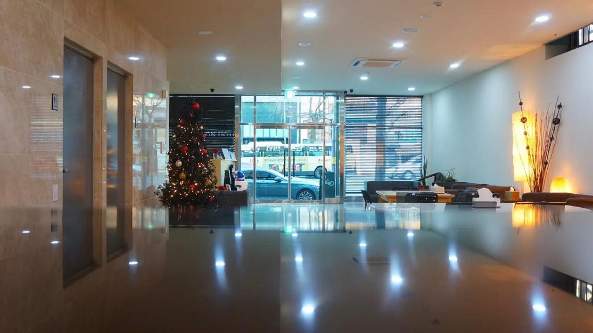 서울 글로리인 3성급 호텔 외관