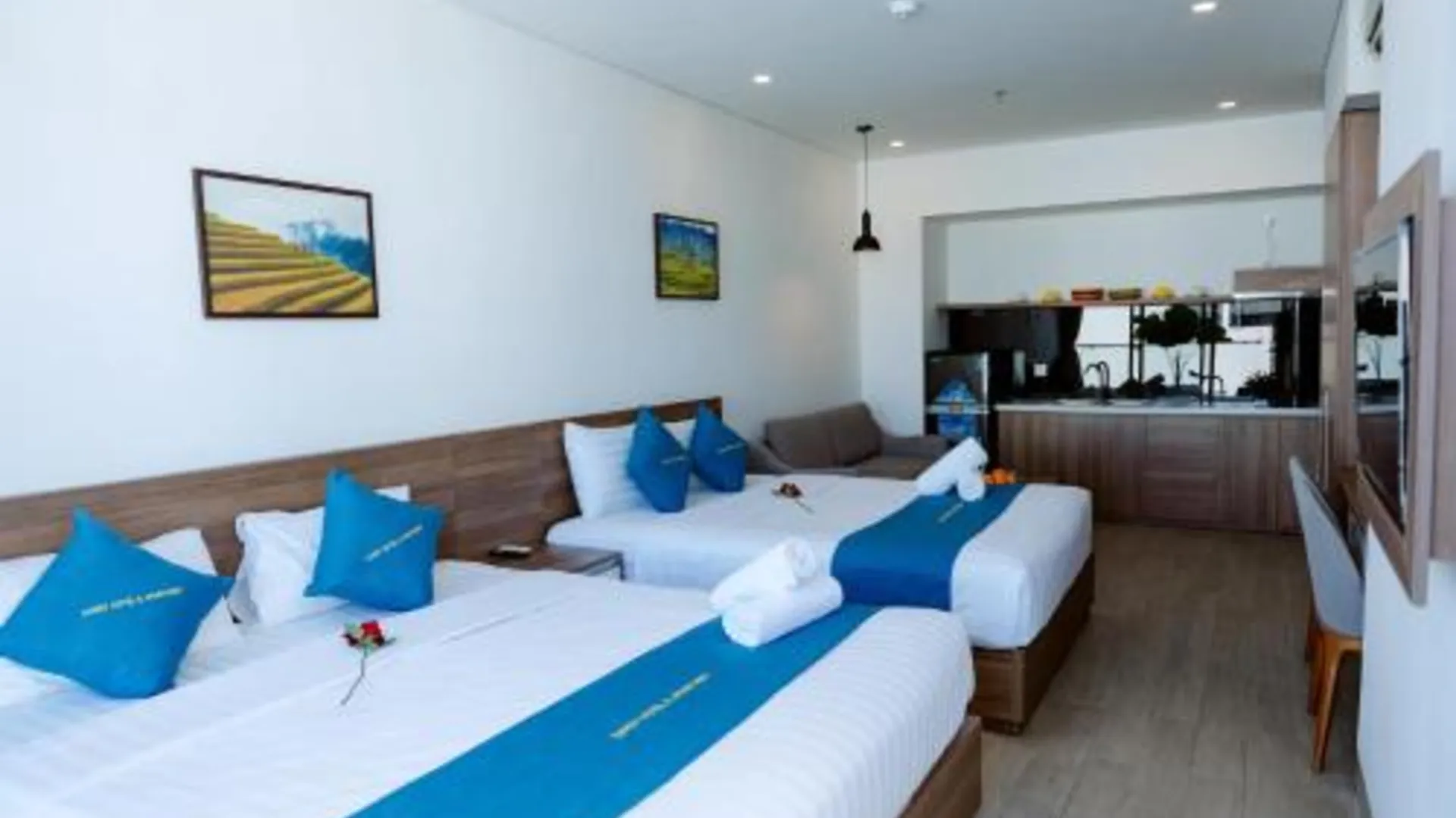 다낭 샌디 호텔 앤 아파트먼트 4성급 호텔 스위트룸