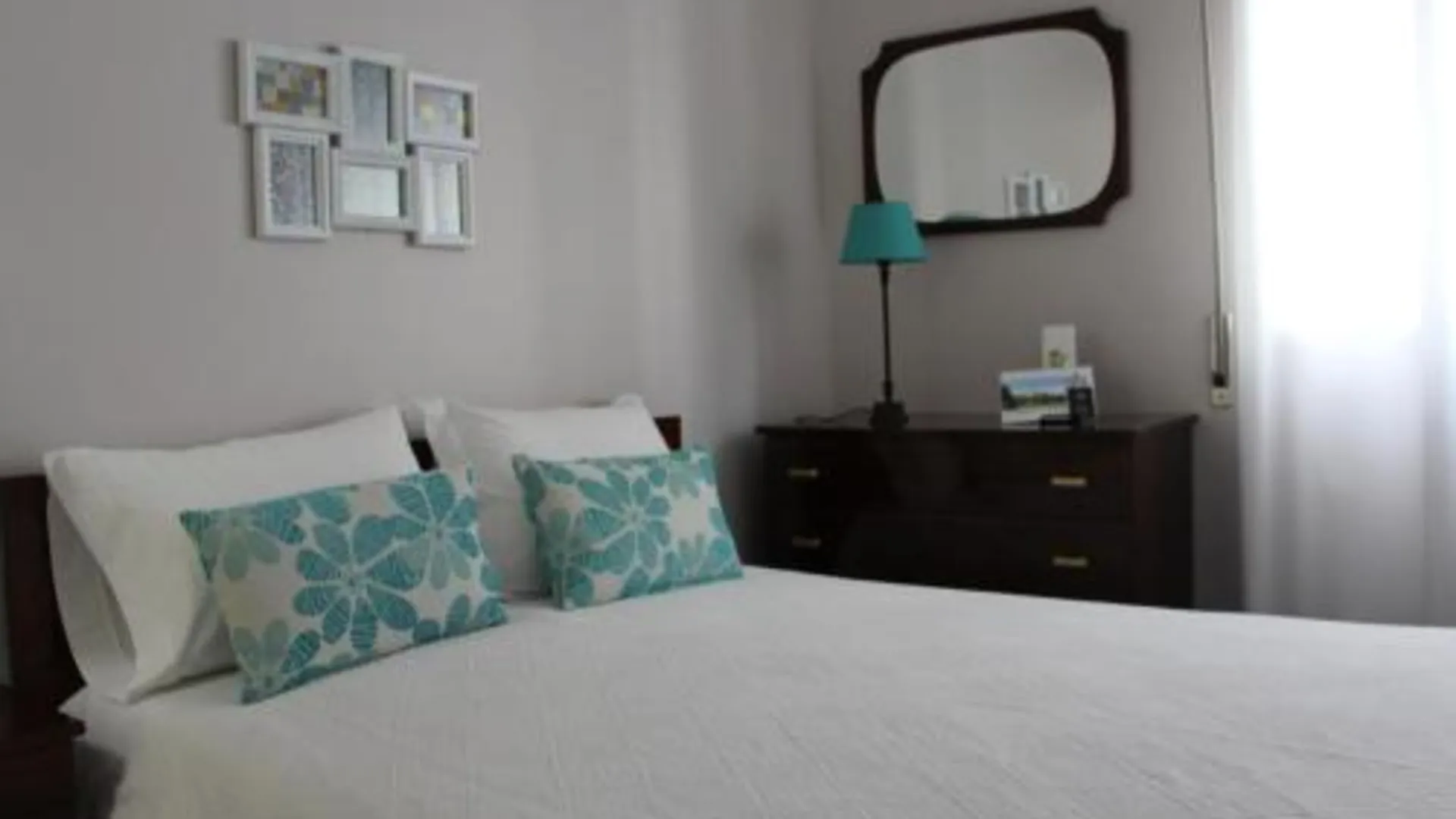 몬카오 호텔 빌라 에스테베스 1성급 호텔 스위트룸