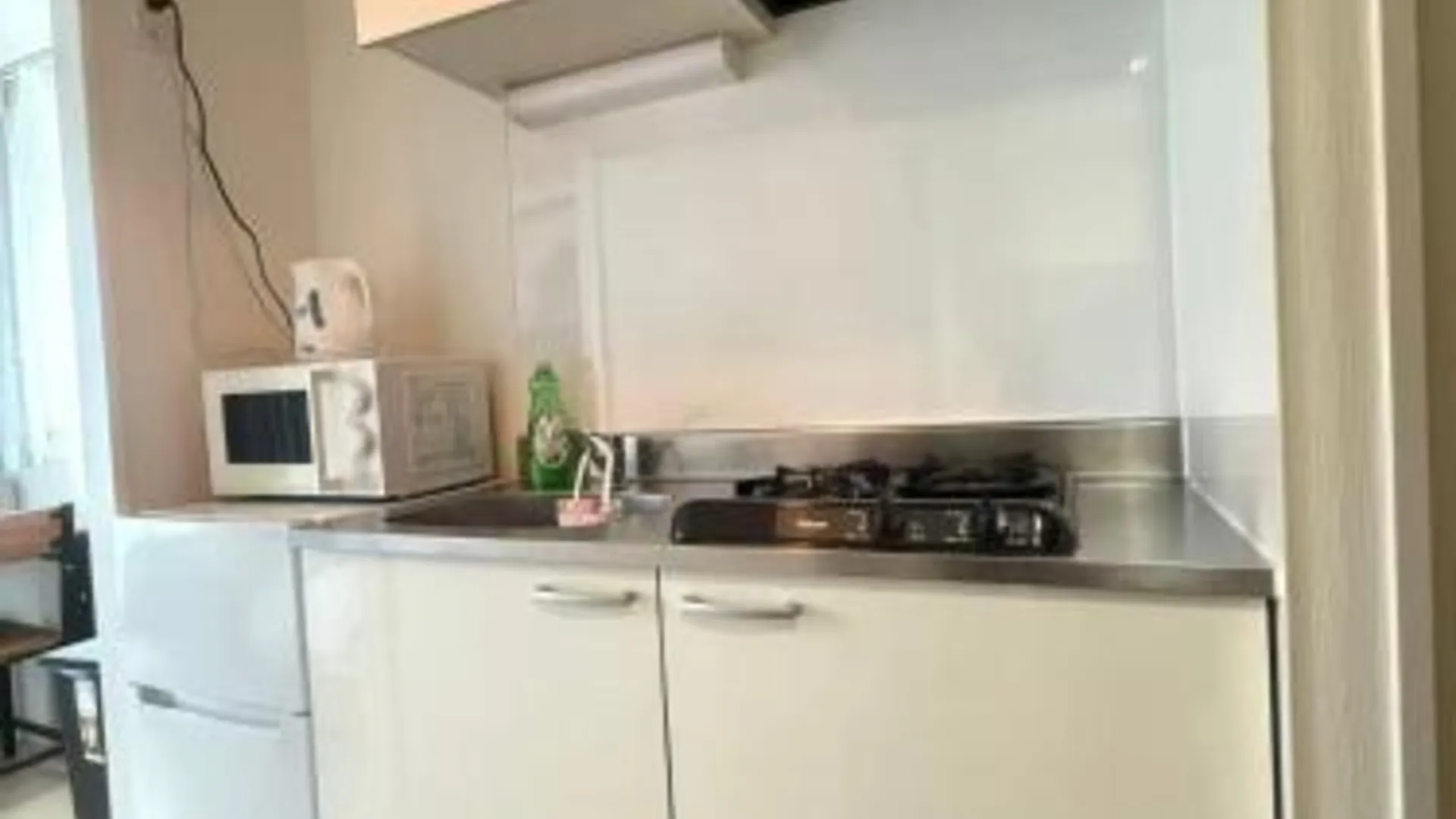 오사카 PLy 2성급 게스트하우스 수영장