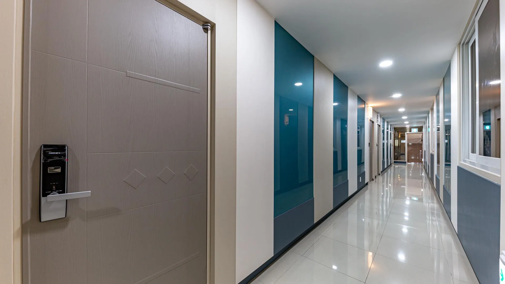 사천 사천(삼천포) HOTEL 소풍(PICNIC) 2성급 호텔 수영장