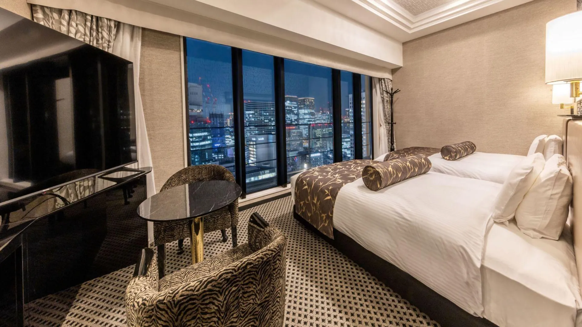 오사카 APA 호텔 앤 리조트 오사카 우메다 에키 타워 3성급 호텔 스위트룸