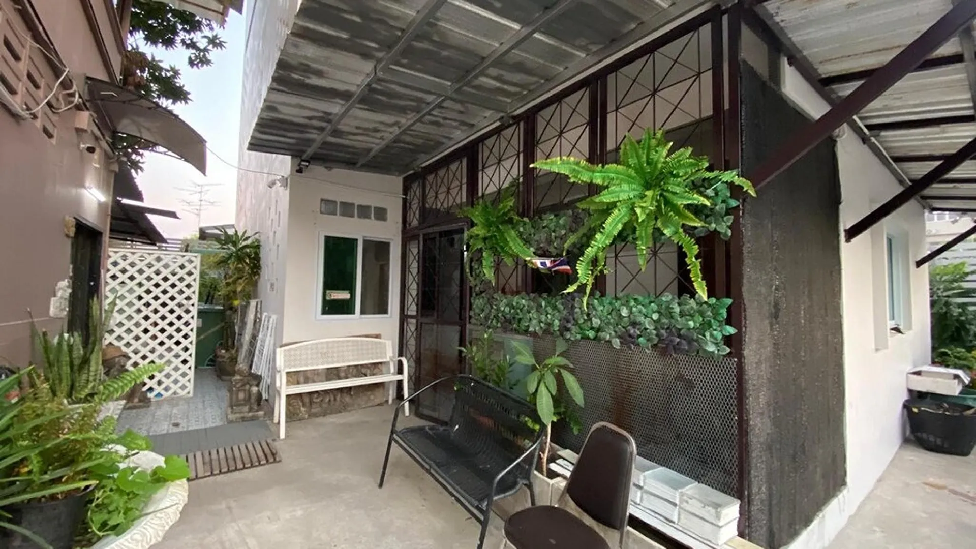 방콕 룩샤인 아파트먼트 2성급 호텔 로비