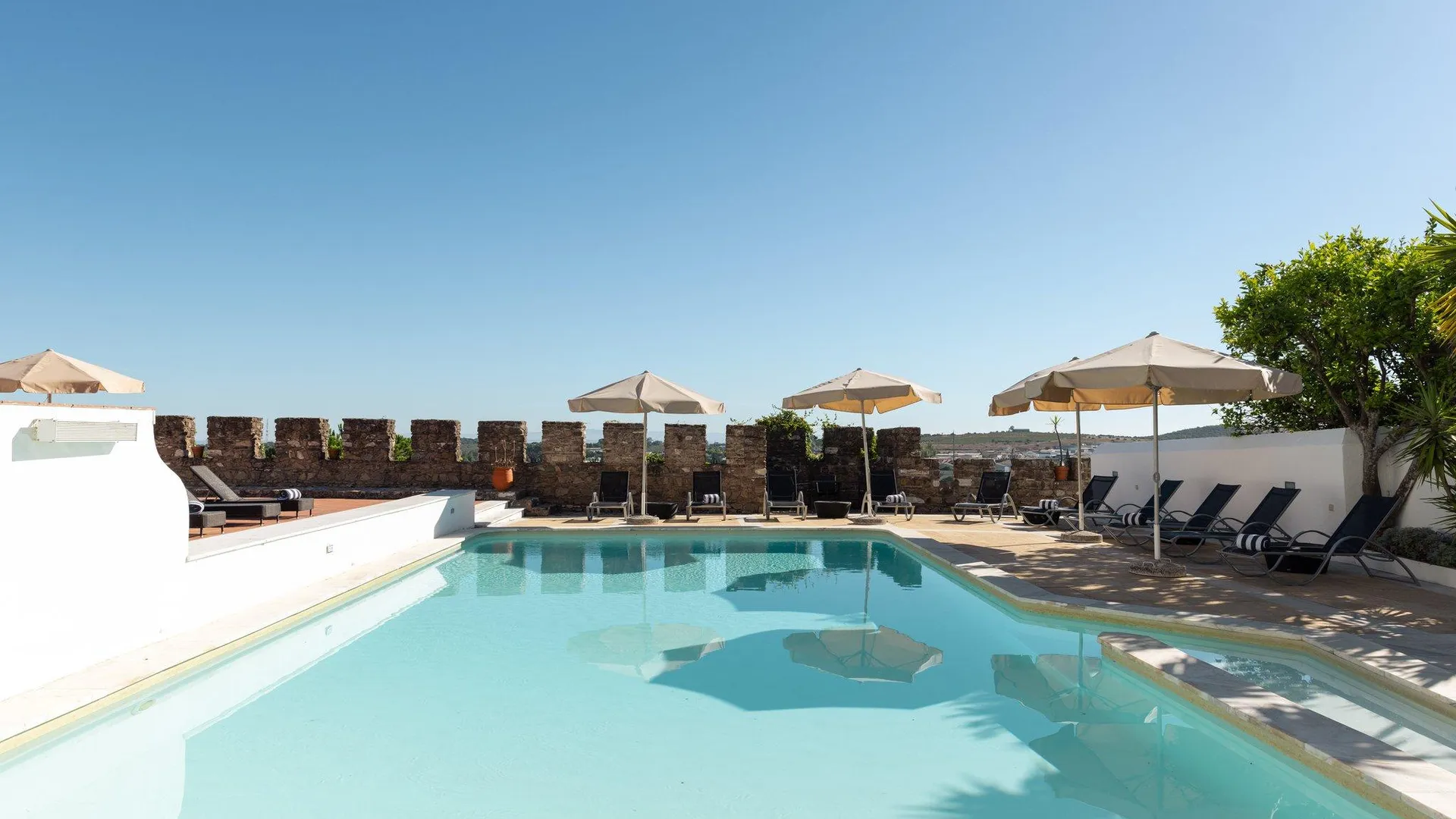 에스트레모즈 포우사다 카스텔로 데 이스트레모스 - 히스토릭 호텔 4성급 호텔 스위트룸