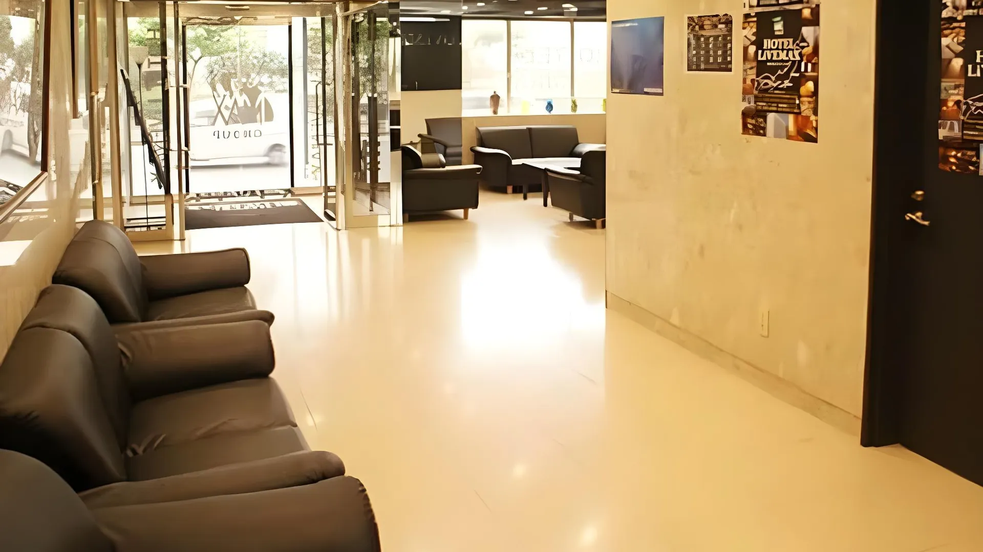 오키나와 본섬 호텔 라이브맥스 버짓 나하 2성급 호텔 객실