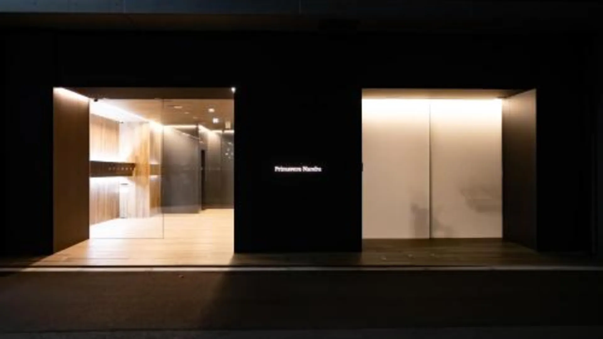 오사카 Primavera Namba 4성급 게스트하우스 수영장