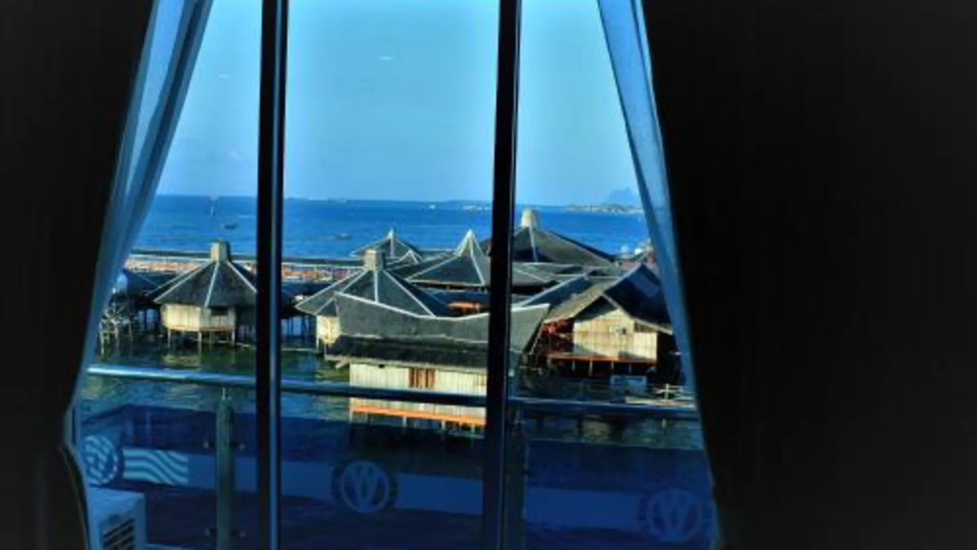 셈포르나 웨이브 뷰 호텔 호텔 수영장