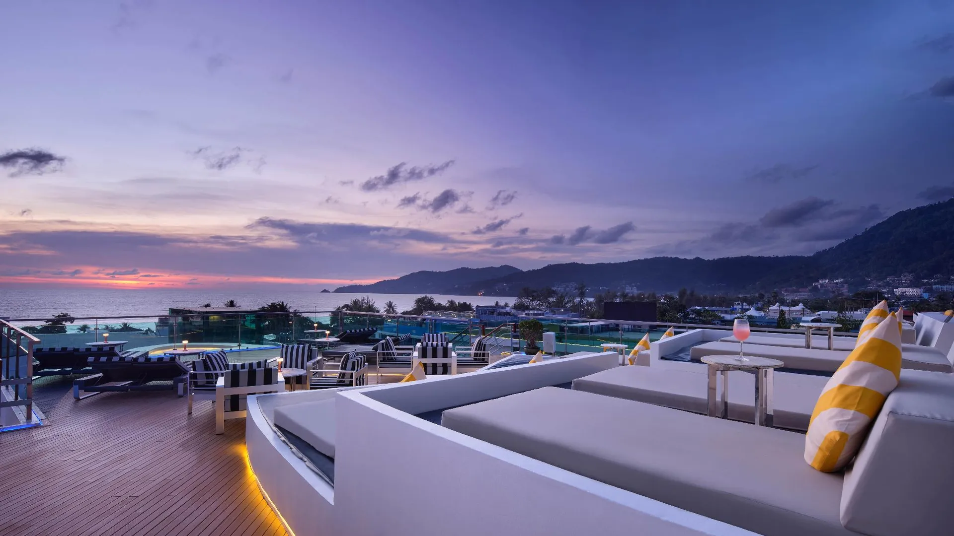 푸켓 더 키 리조트 앤 스파 4성급 호텔 스위트룸