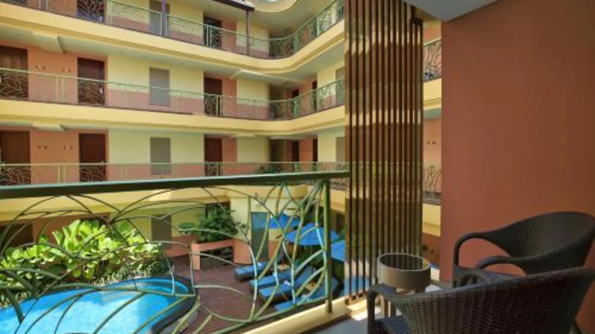 발리 센스 호텔 앤 스파 4성급 호텔 전망