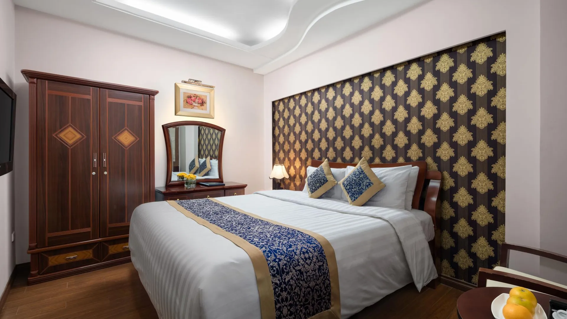 하노이 레이크사이드 팰리스 호텔 3성급 호텔 스위트룸