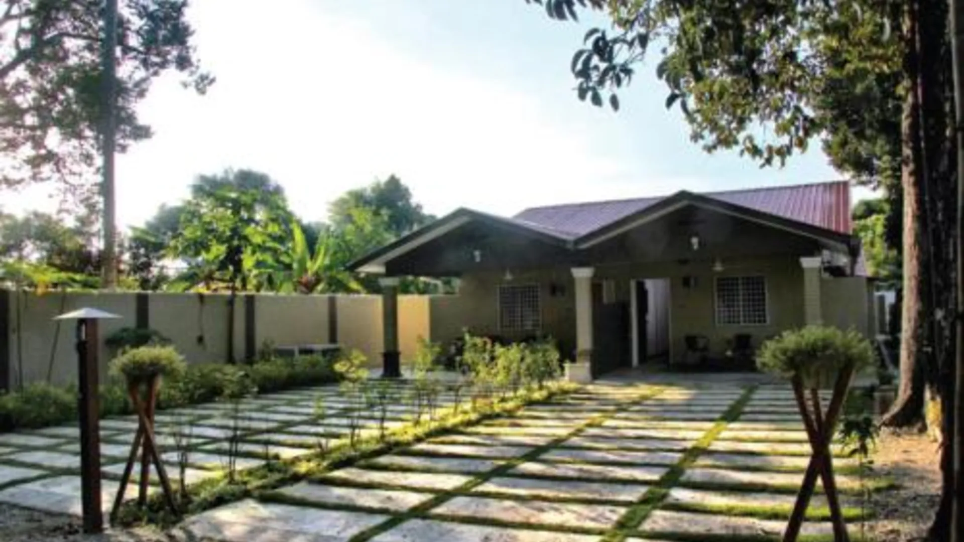 탄종 말림 (페락) 탄종 말림의 프라이빗 하우스 (1200m², 침실 2개, 프라이빗 욕실 1개) 3성급 게스트하우스 스위트룸