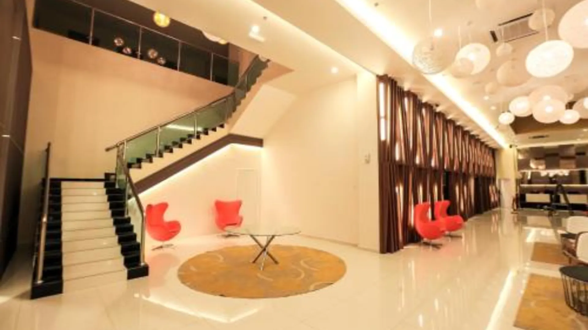 말라카 수프림 호텔 3성급 호텔 수영장