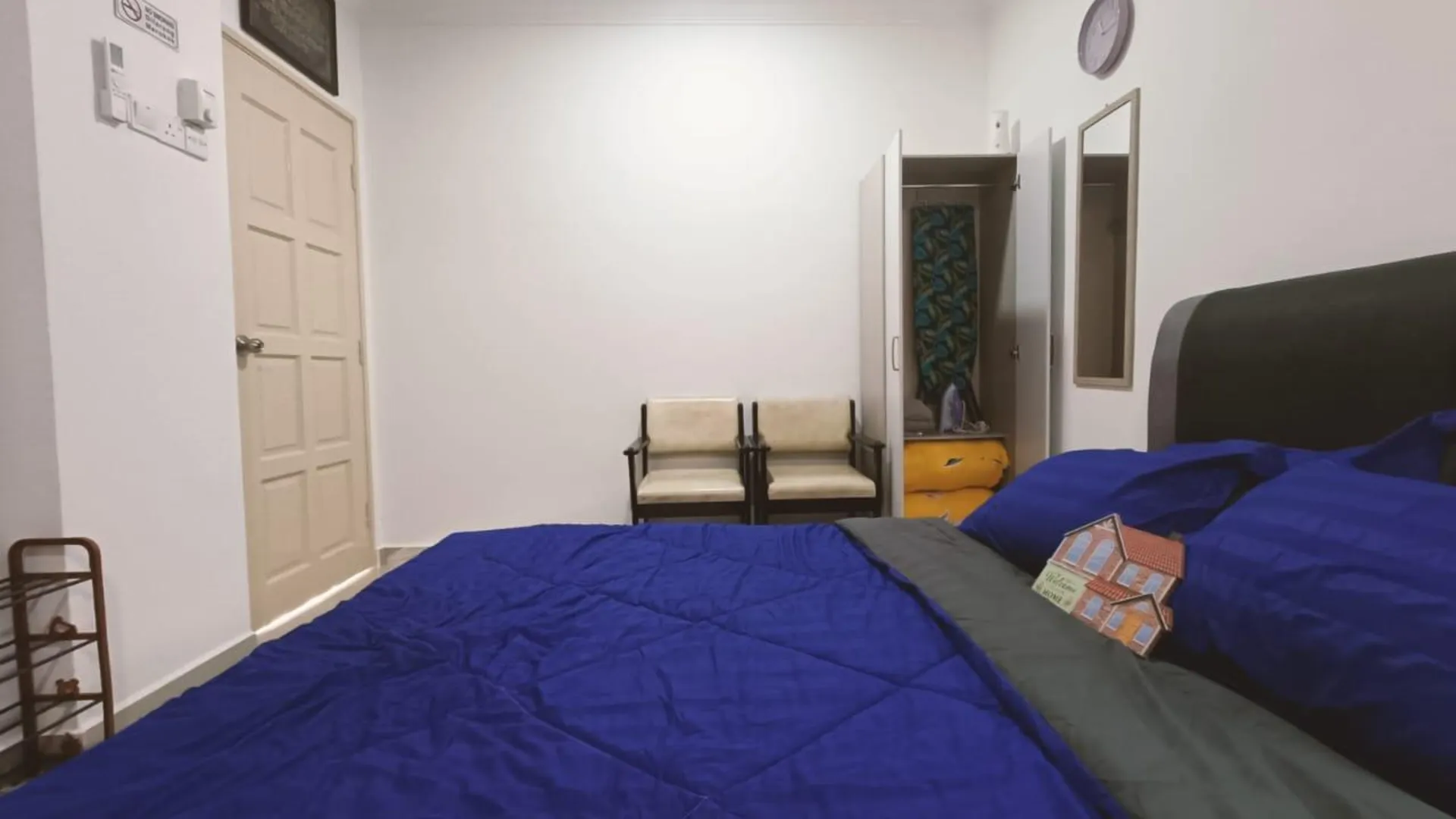 조호바루 / 조호르바루 스쿠다이의 프라이빗 하우스 (340m², 침실 1개, 프라이빗 욕실 1개) 4성급 게스트하우스 외관