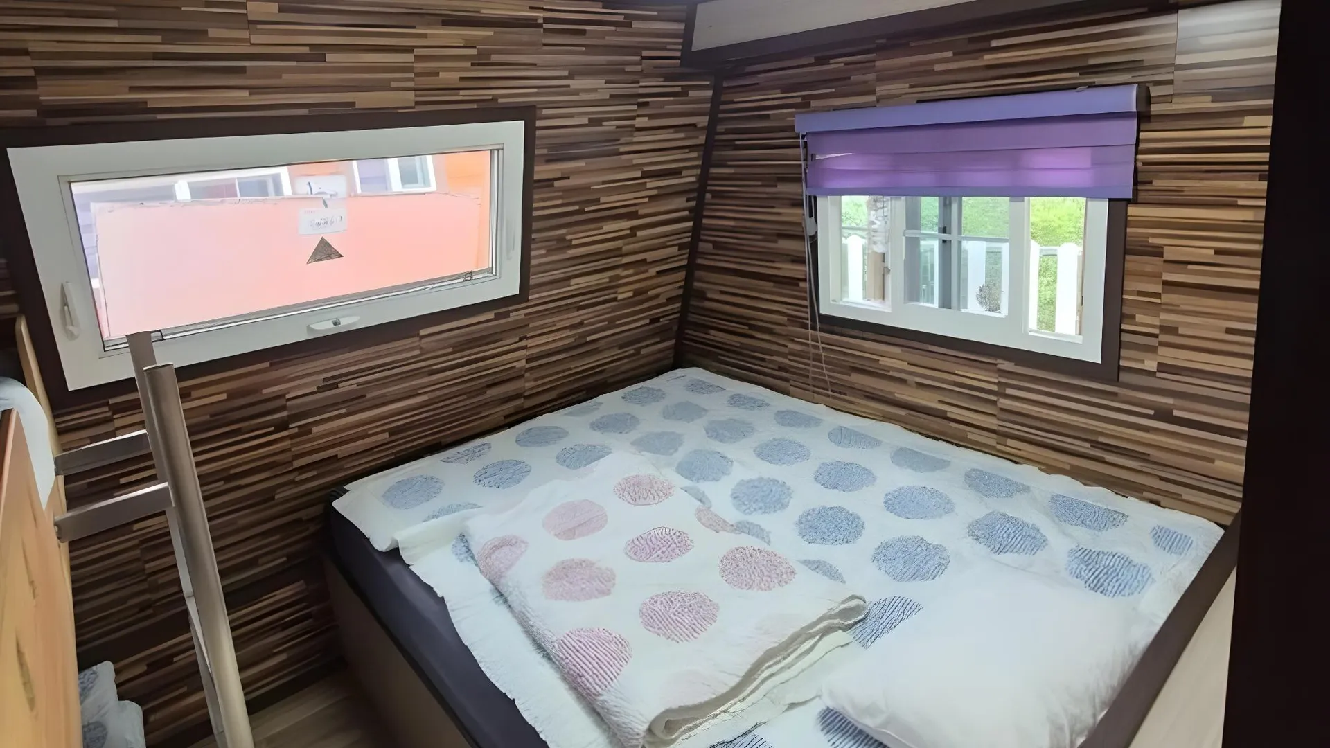 청도군 청도 프로방스 불빛축제 카라반펜션 2성급 게스트하우스 스위트룸