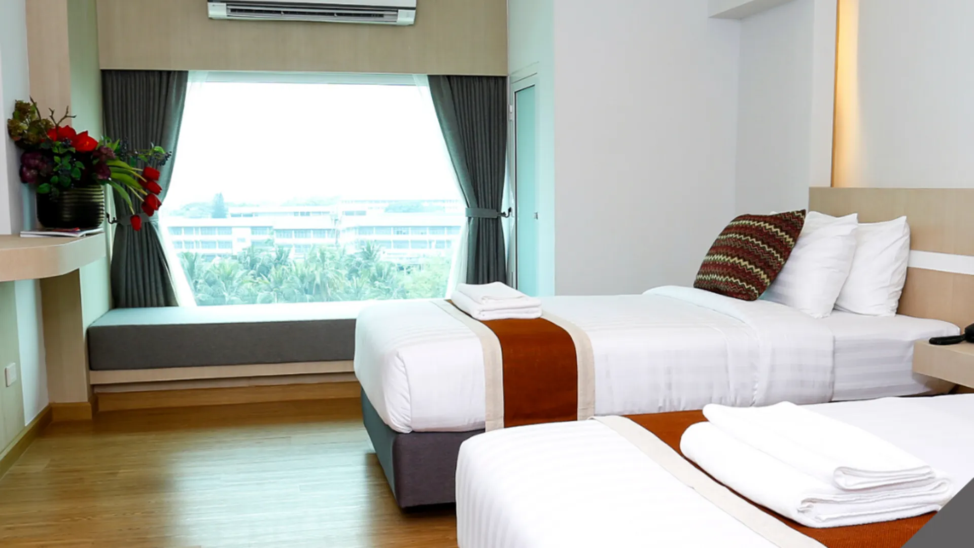 치앙라이 산 호텔 4성급 호텔 스위트룸