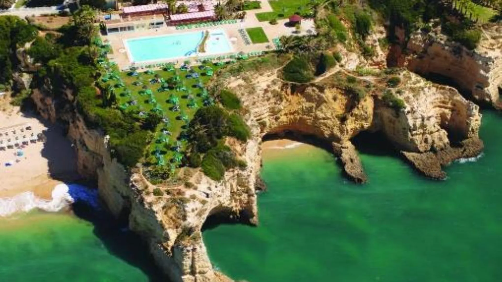 리고아 페스타나 바이킹 비치 앤 스파 리조트 4성급 호텔 객실