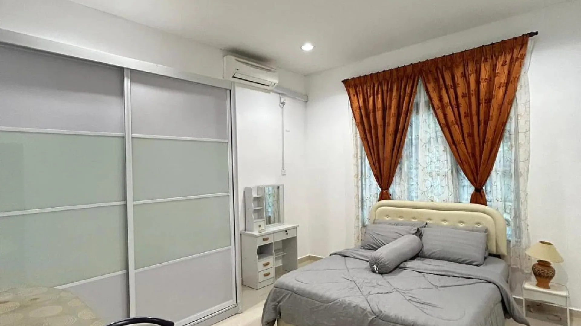 추카이 추카이의 방갈로 (m², 침실 3개, 프라이빗 욕실 3개) 4성급 게스트하우스 스위트룸