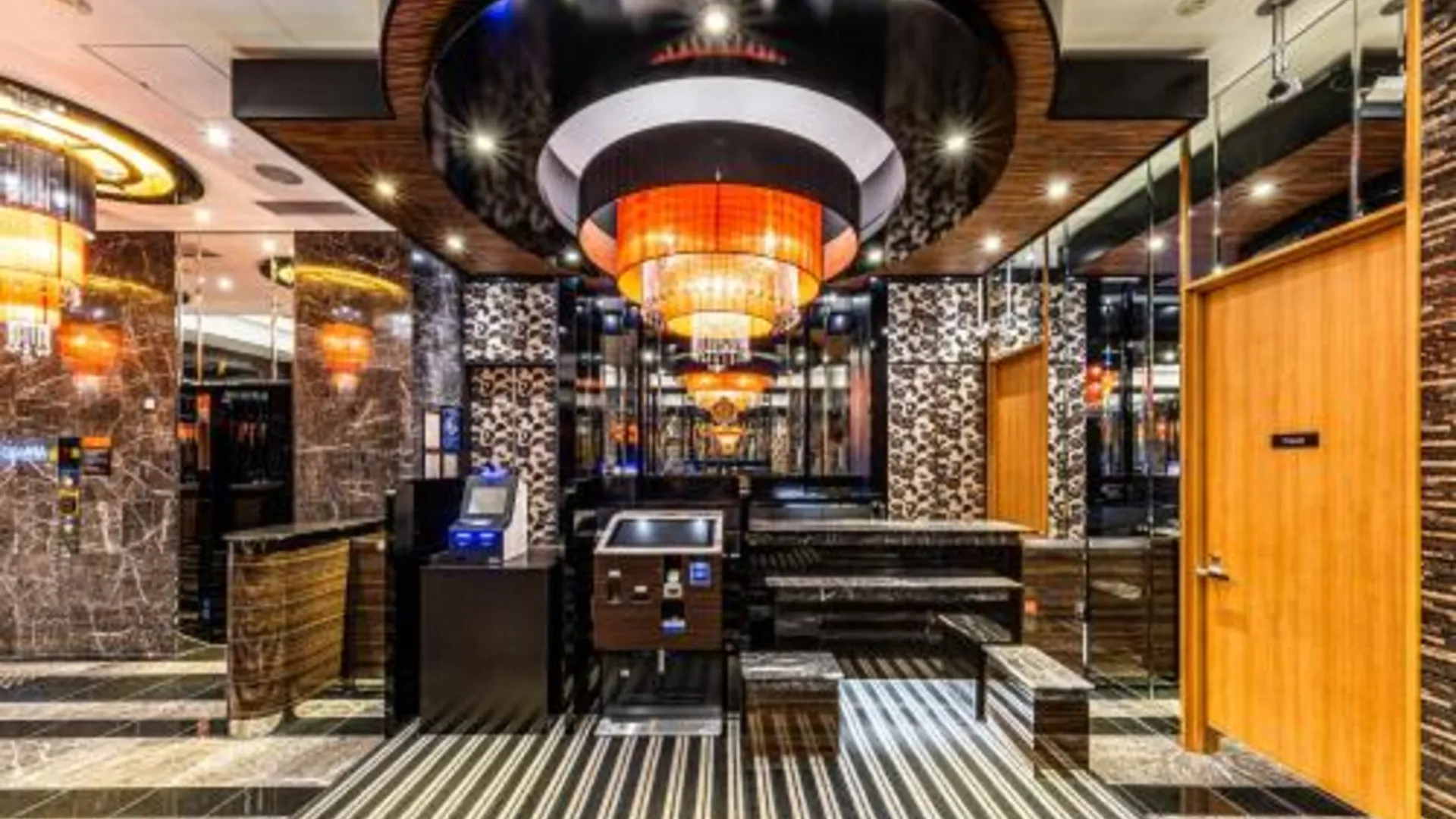 오사카 APA Hotel Yodoyabashi Kitahama Ekimae 3성급 호텔 스위트룸