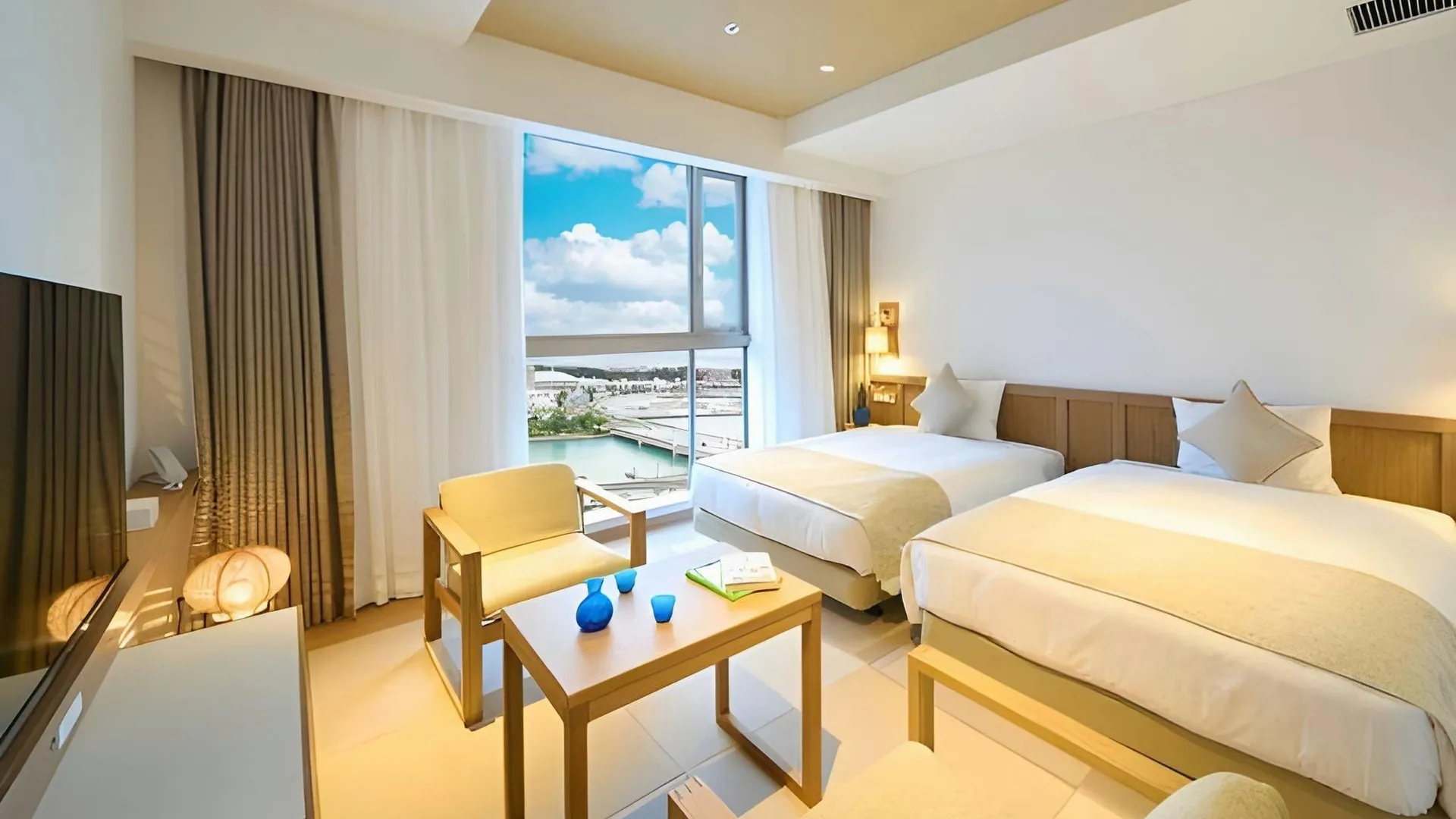 오키나와 본섬 호텔 레솔 트리니티 나하 4성급 호텔 스위트룸