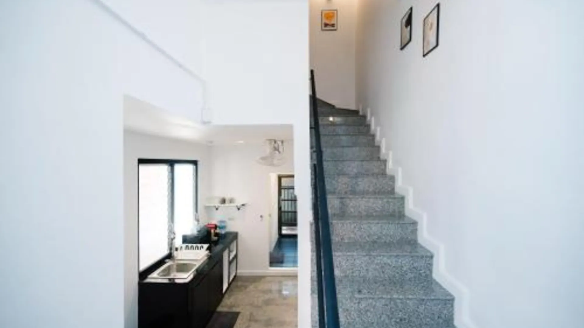 방콕 미트 하우스(랏프라오 소이 5) 2성급 호텔 외관