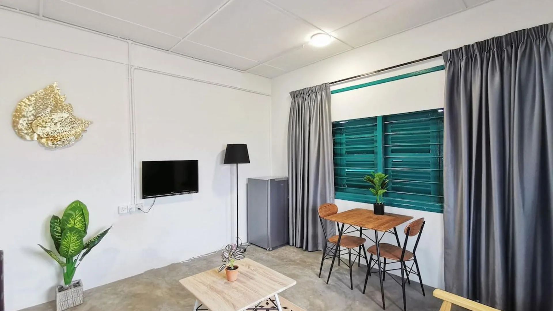 이포 캄풍 쿠차이의 프라이빗 하우스 (100m², 침실 1개, 프라이빗 욕실 2개) 3성급 싱글룸 외관