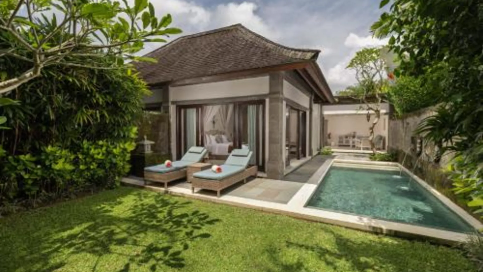 발리 비세사 우붓 리조트 5성급 호텔 스위트룸