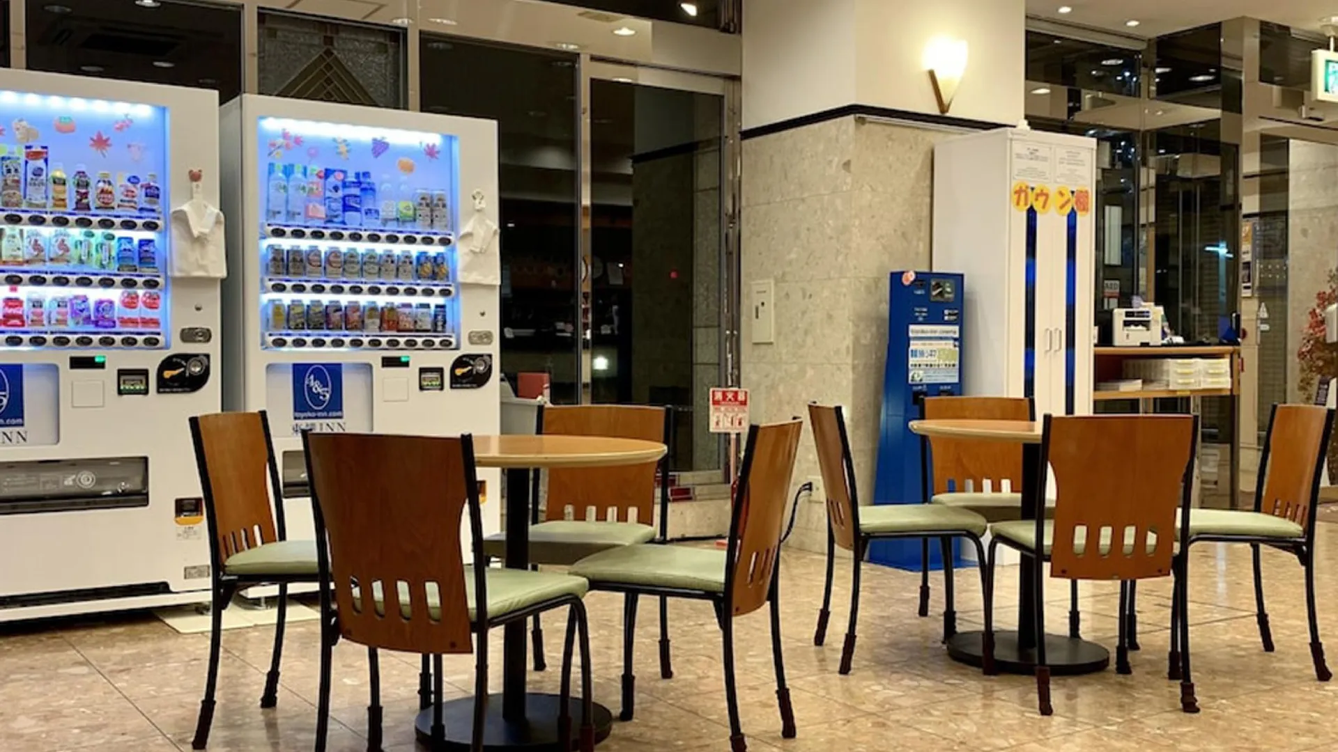 후쿠오카 토요코 인 하카타-에키 미나미 3성급 호텔 수영장